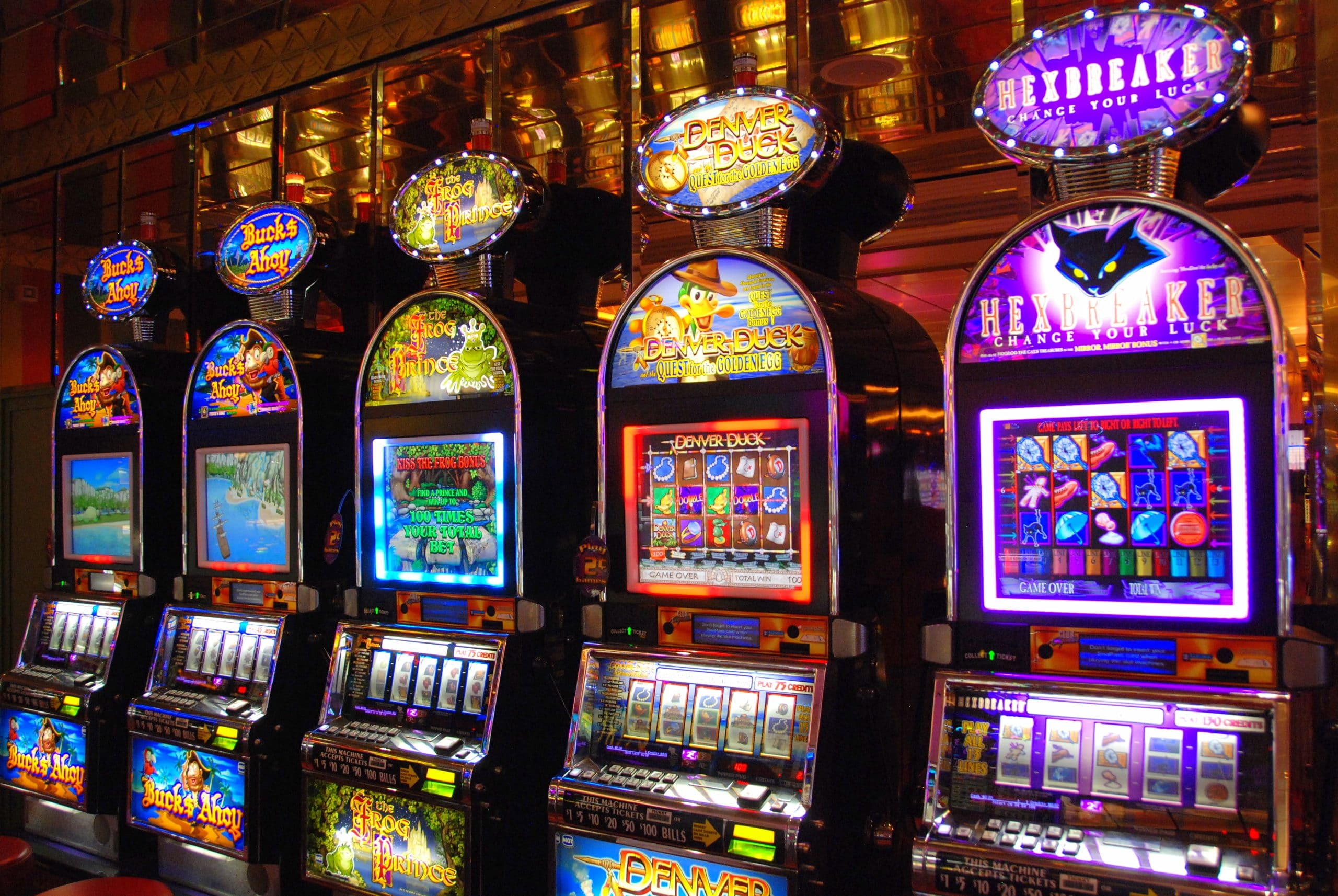 Are Online Slots Better Than Regular Slot Machines?